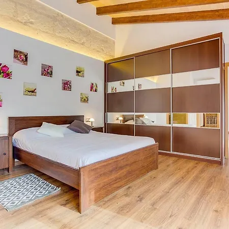 Ca Na Pessina,con Piscina Privada Holiday home *