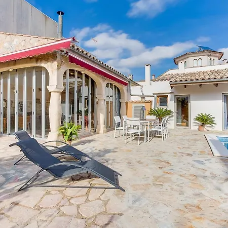 Holiday home Ca Na Pessina,con Piscina Privada Sa Pobla